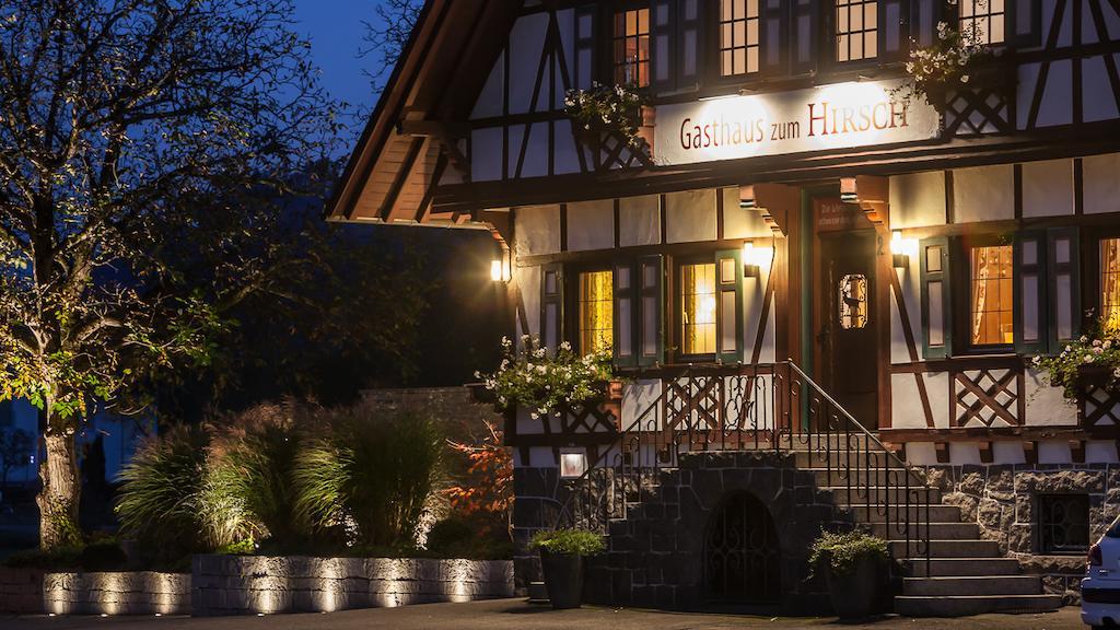 Gasthaus Zum Hirsch 구타흐 외부 사진
