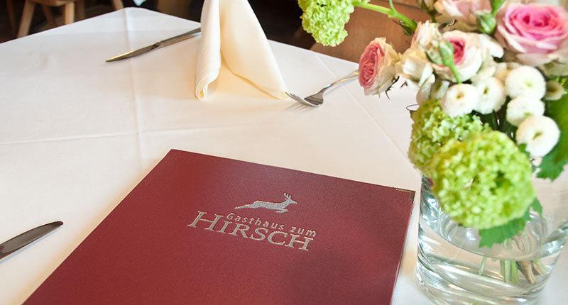 Gasthaus Zum Hirsch 구타흐 외부 사진